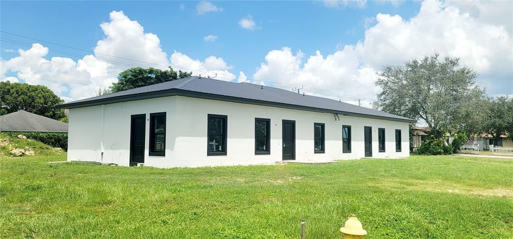 На продажу: $875,000 (6 спален, 0 ванн, 2667 Квадратных фут)