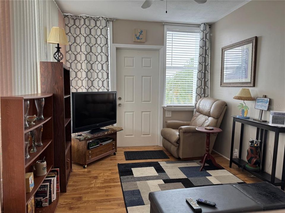 Active With Contract: $89,900 (0.10 acres)