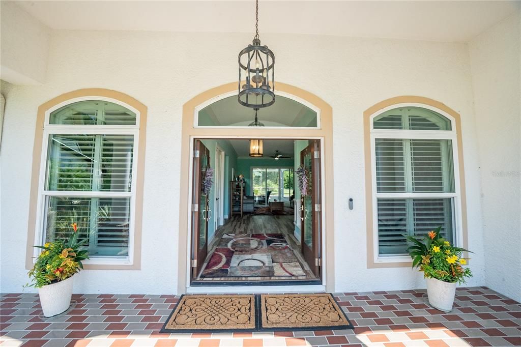 Active With Contract: $925,000 (4 beds, 3 baths, 2607 Square Feet)