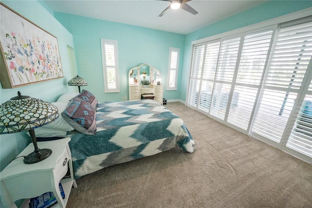 Active With Contract: $925,000 (4 beds, 3 baths, 2607 Square Feet)