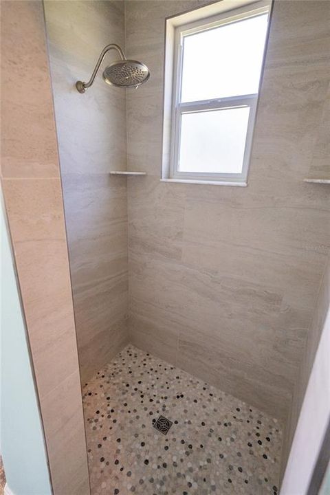 Active With Contract: $925,000 (4 beds, 3 baths, 2607 Square Feet)