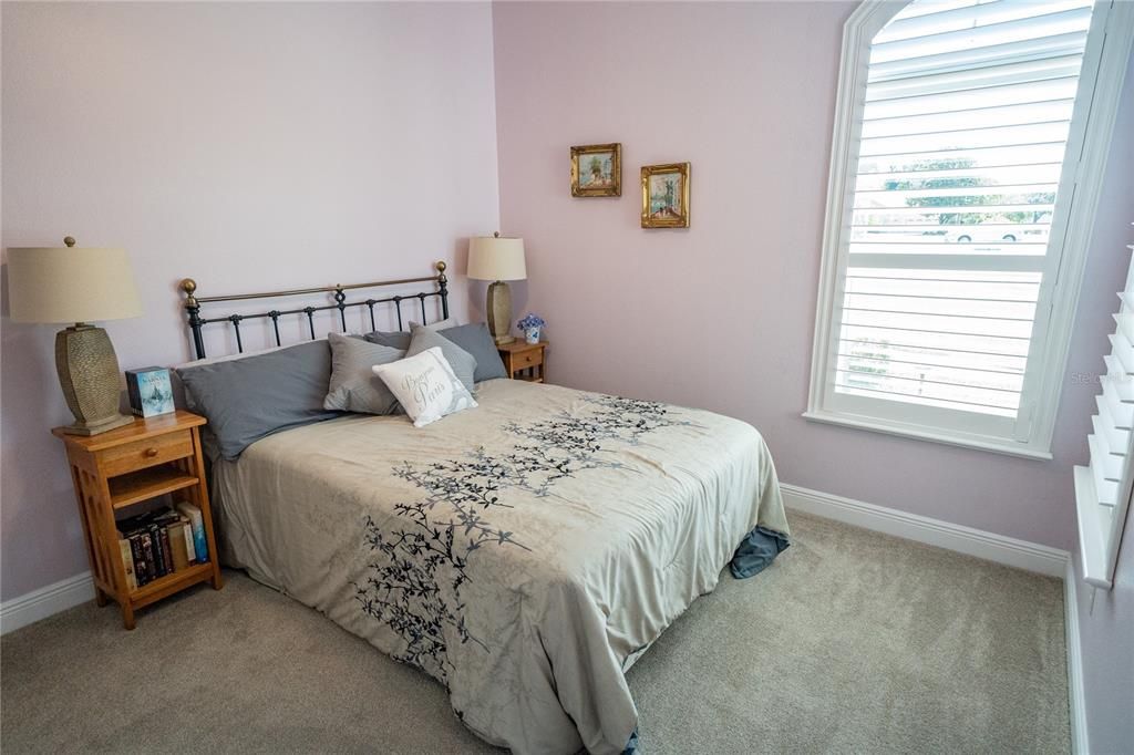 Active With Contract: $925,000 (4 beds, 3 baths, 2607 Square Feet)