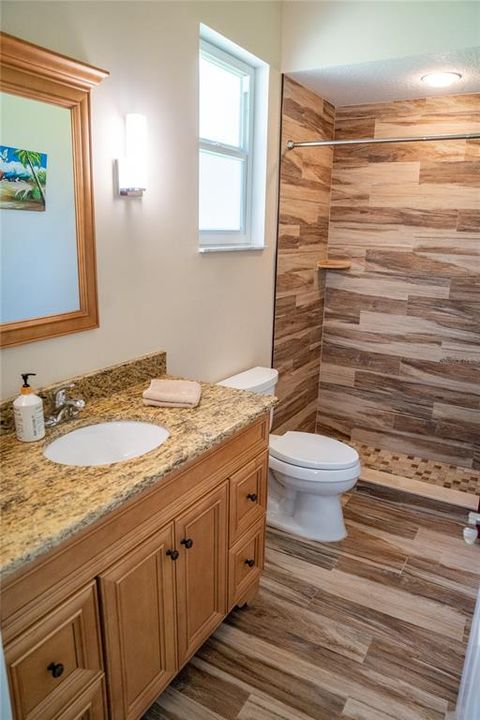 Active With Contract: $925,000 (4 beds, 3 baths, 2607 Square Feet)