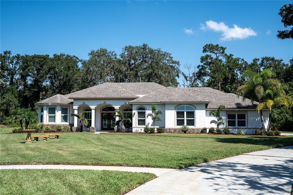 Active With Contract: $925,000 (4 beds, 3 baths, 2607 Square Feet)