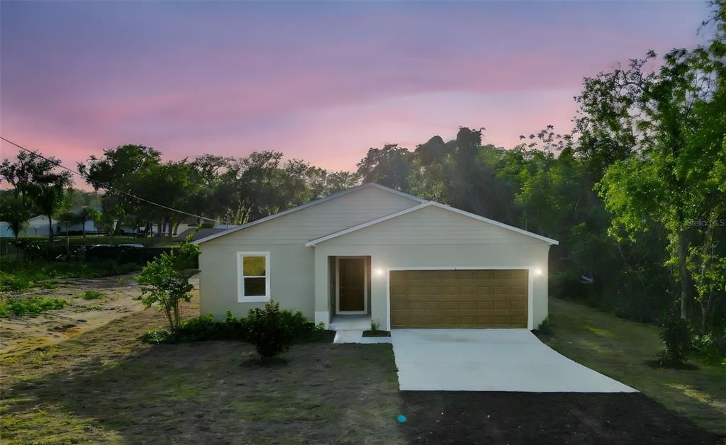 Vendido Recientemente: $324,000 (3 camas, 2 baños, 1543 Pies cuadrados)