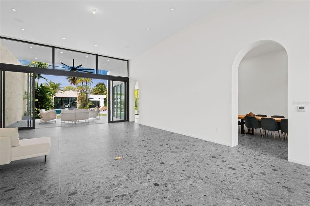 待售: $14,750,000 (8 贝兹, 8 浴室, 8881 平方英尺)