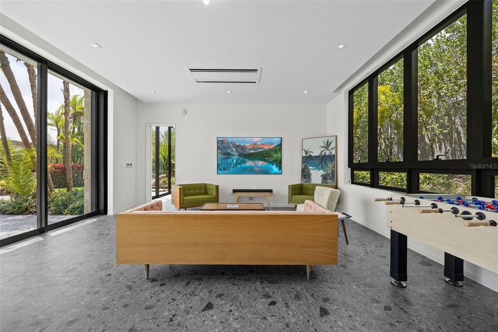 待售: $14,750,000 (8 贝兹, 8 浴室, 8881 平方英尺)