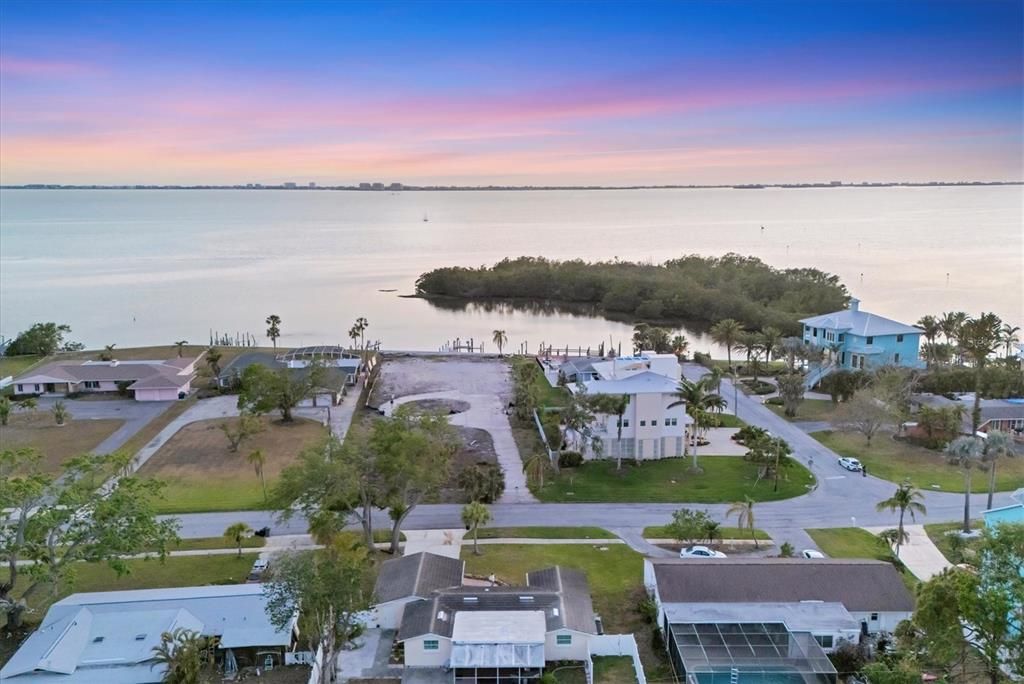 For Sale: $2,300,000 (0.76 acres)