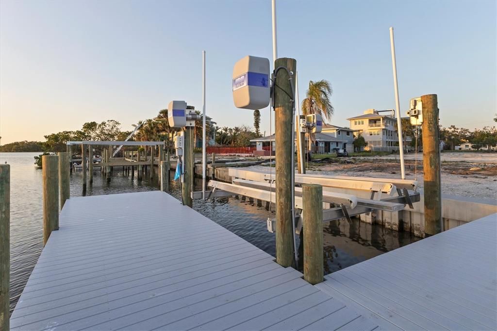 For Sale: $2,300,000 (0.76 acres)