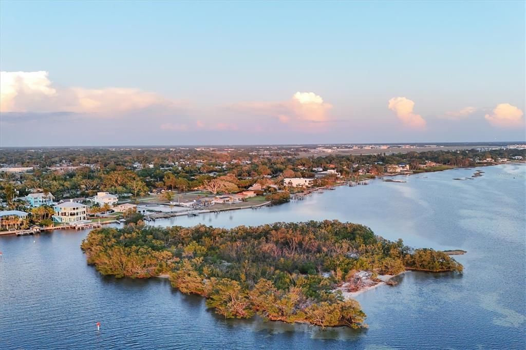 For Sale: $2,300,000 (0.76 acres)