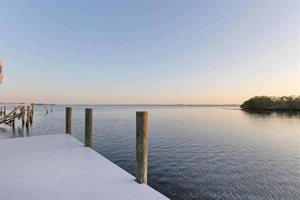 For Sale: $2,300,000 (0.76 acres)