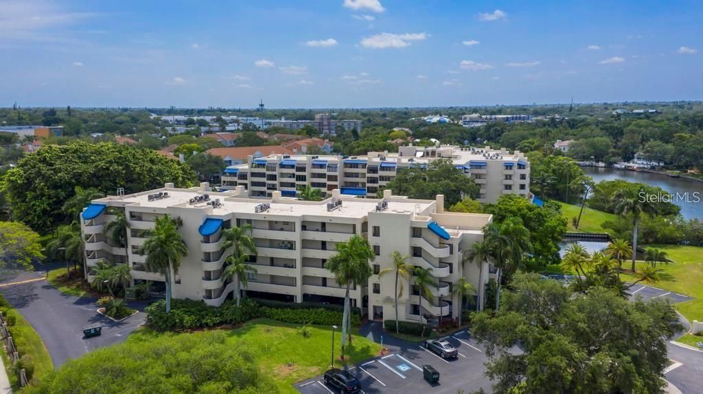 Recently Sold: $425,000 (2 beds, 2 baths, 1260 Square Feet)