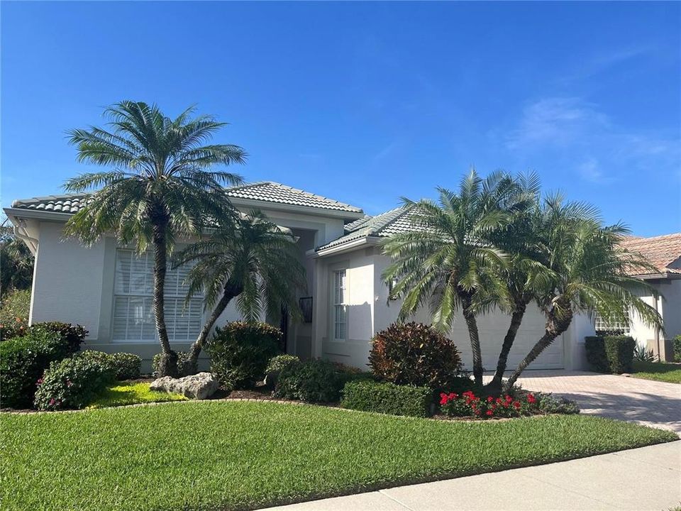 Recently Sold: $512,500 (2 beds, 2 baths, 2263 Square Feet)