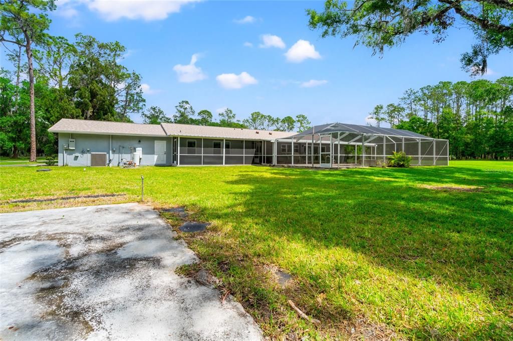 For Sale: $789,900 (4 beds, 3 baths, 2175 Square Feet)