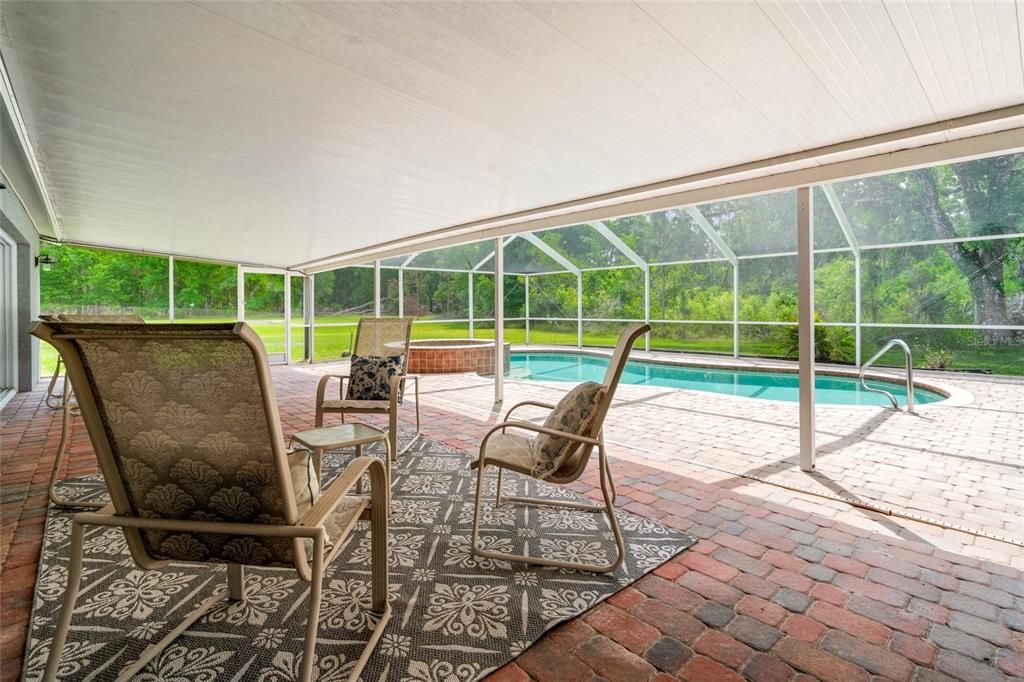 For Sale: $789,900 (4 beds, 3 baths, 2175 Square Feet)