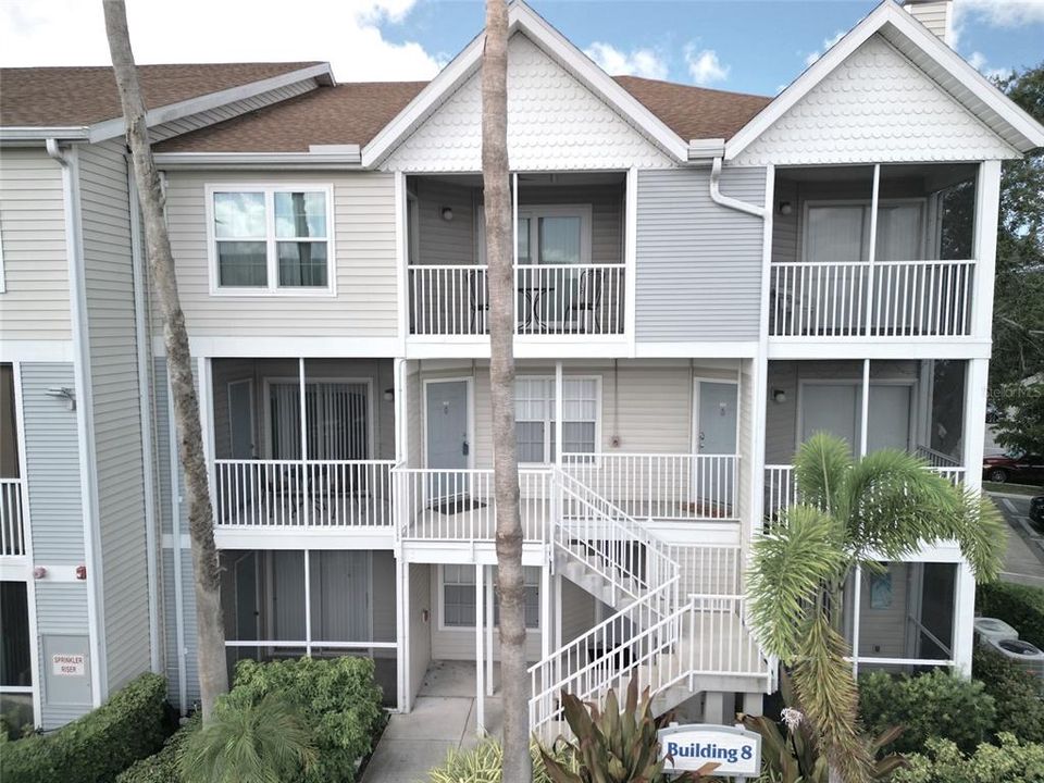 For Rent: $2,250 (2 beds, 2 baths, 1224 Square Feet)