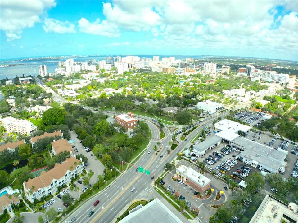 For Rent: $2,250 (2 beds, 2 baths, 1224 Square Feet)