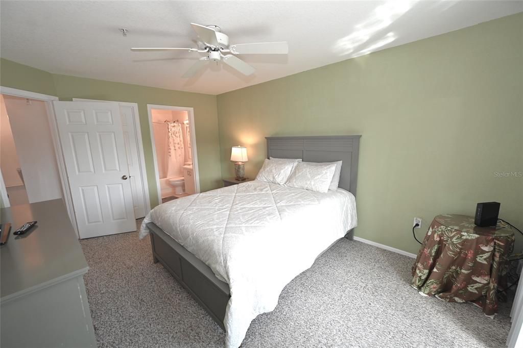 For Rent: $2,250 (2 beds, 2 baths, 1224 Square Feet)