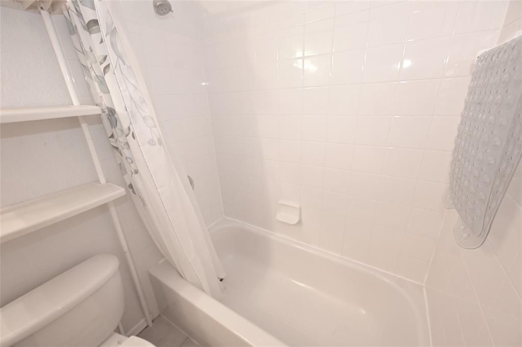 For Rent: $2,250 (2 beds, 2 baths, 1224 Square Feet)