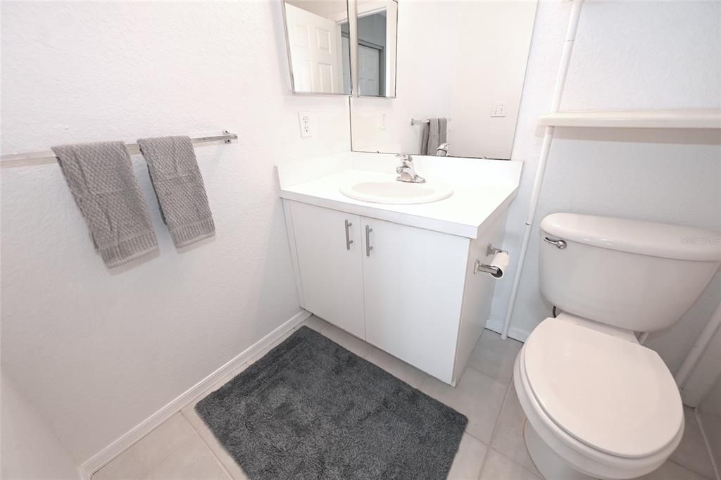 For Rent: $2,250 (2 beds, 2 baths, 1224 Square Feet)