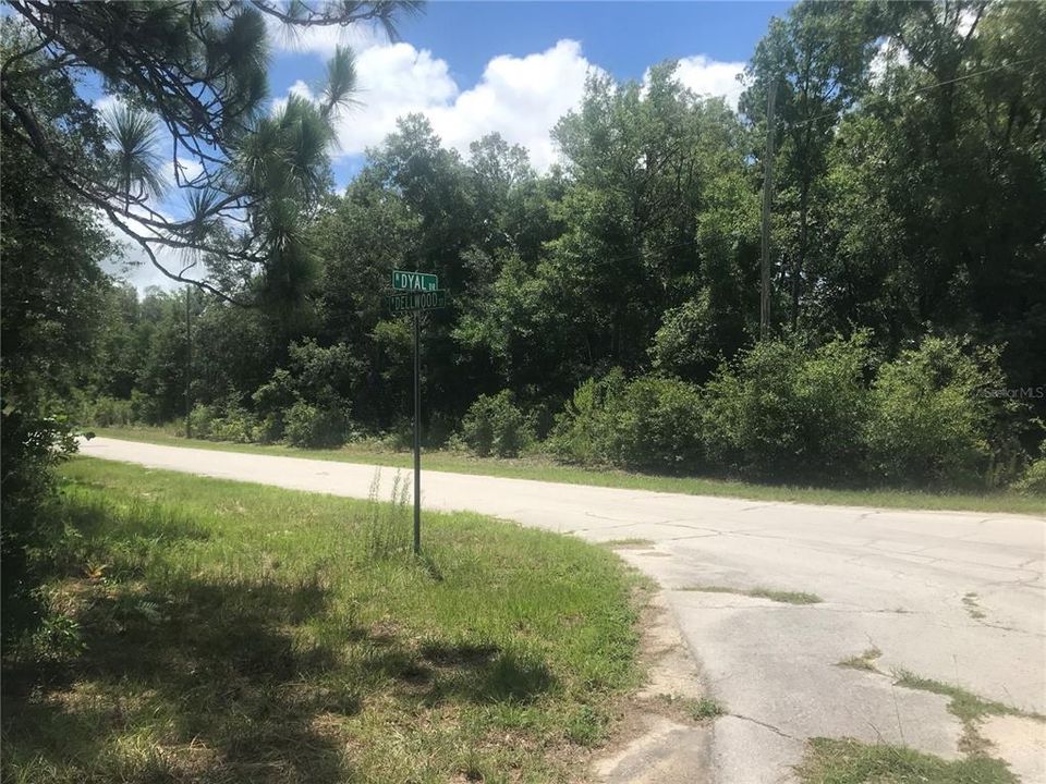 合同活跃: $14,300 (0.28 acres)