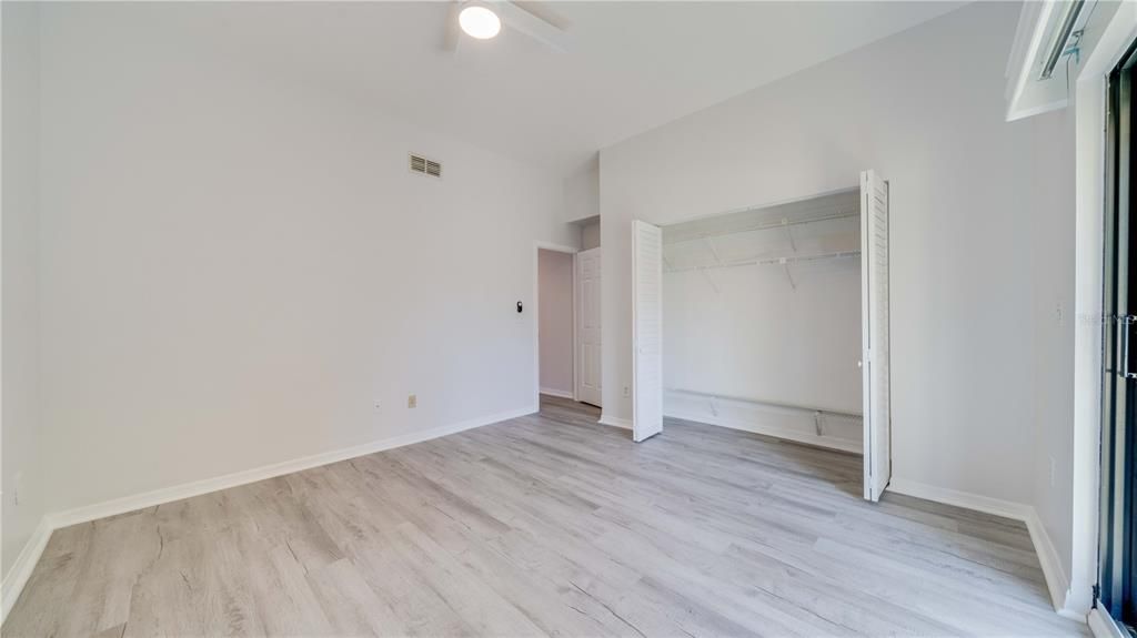 En Venta: $224,000 (2 camas, 2 baños, 1375 Pies cuadrados)