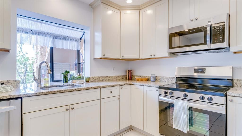 En Venta: $224,000 (2 camas, 2 baños, 1375 Pies cuadrados)