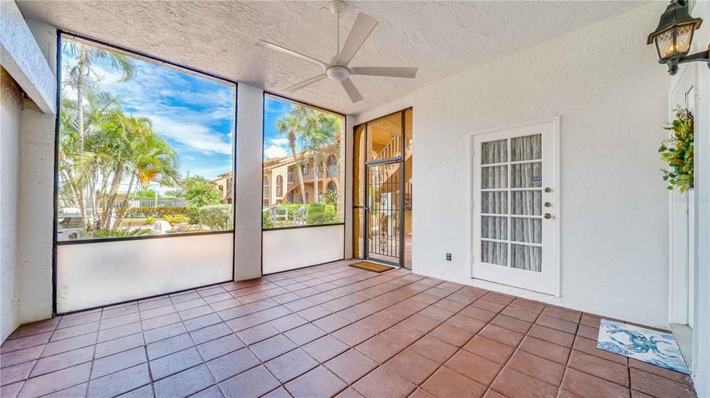 En Venta: $224,000 (2 camas, 2 baños, 1375 Pies cuadrados)