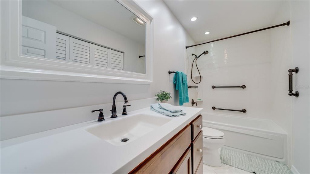 En Venta: $224,000 (2 camas, 2 baños, 1375 Pies cuadrados)