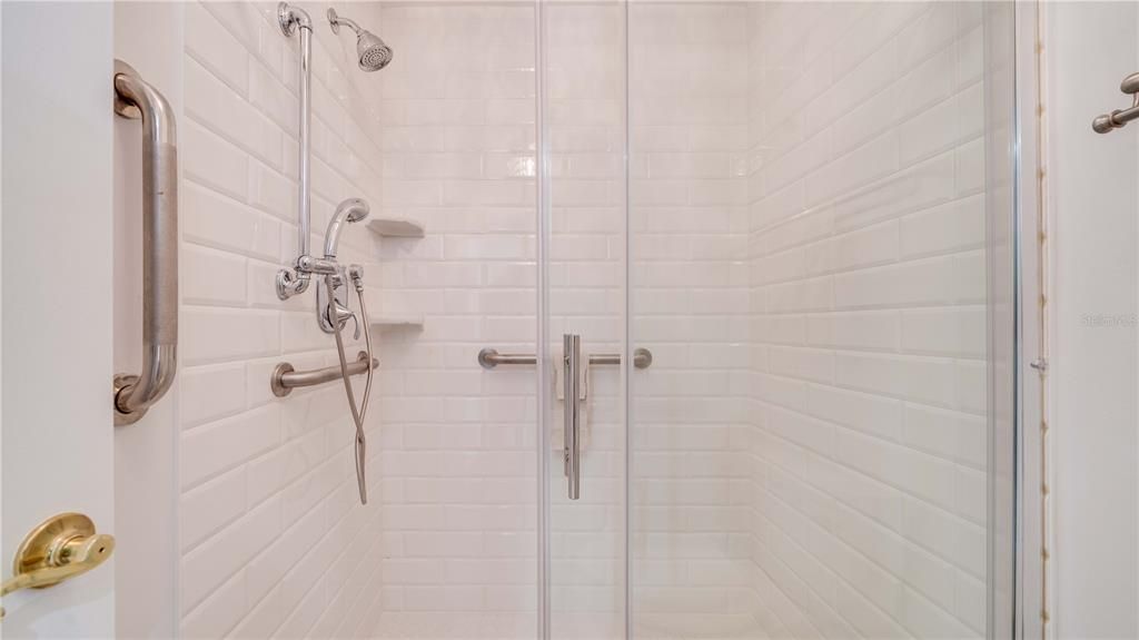 En Venta: $224,000 (2 camas, 2 baños, 1375 Pies cuadrados)