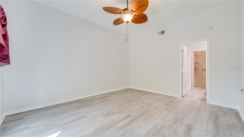 En Venta: $224,000 (2 camas, 2 baños, 1375 Pies cuadrados)