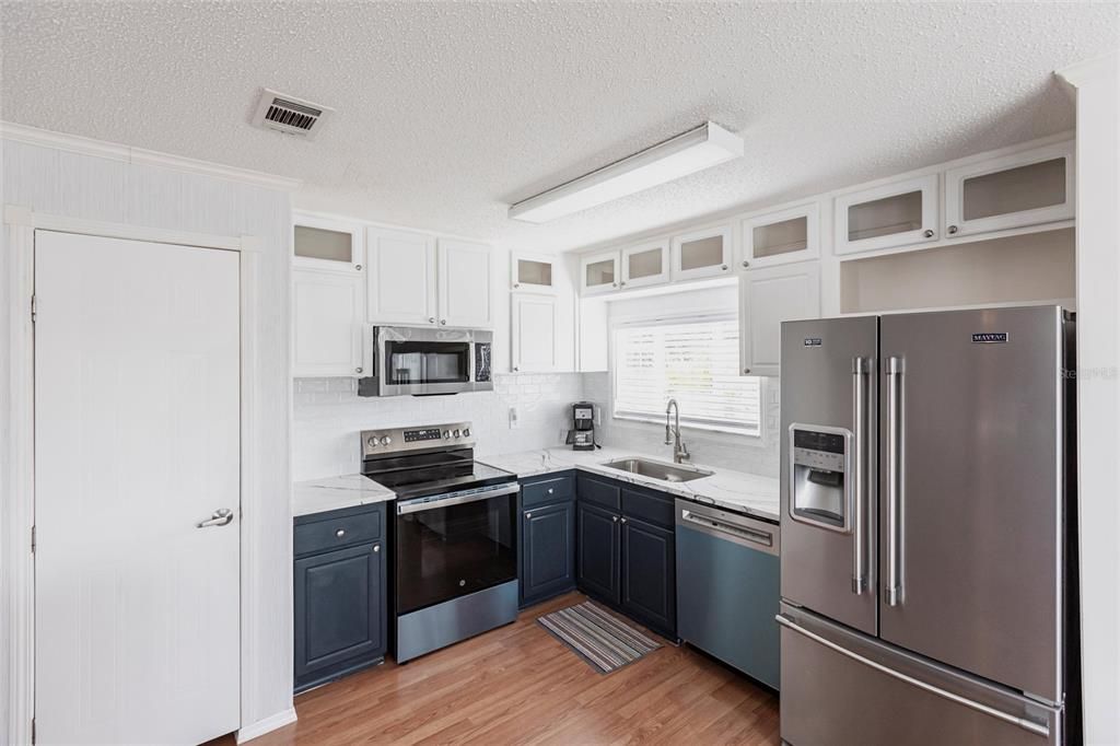 En Venta: $172,000 (2 camas, 2 baños, 920 Pies cuadrados)