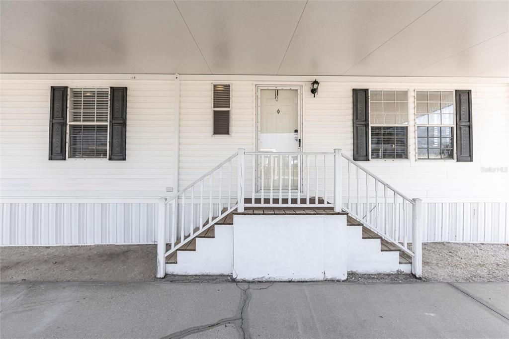 En Venta: $172,000 (2 camas, 2 baños, 920 Pies cuadrados)