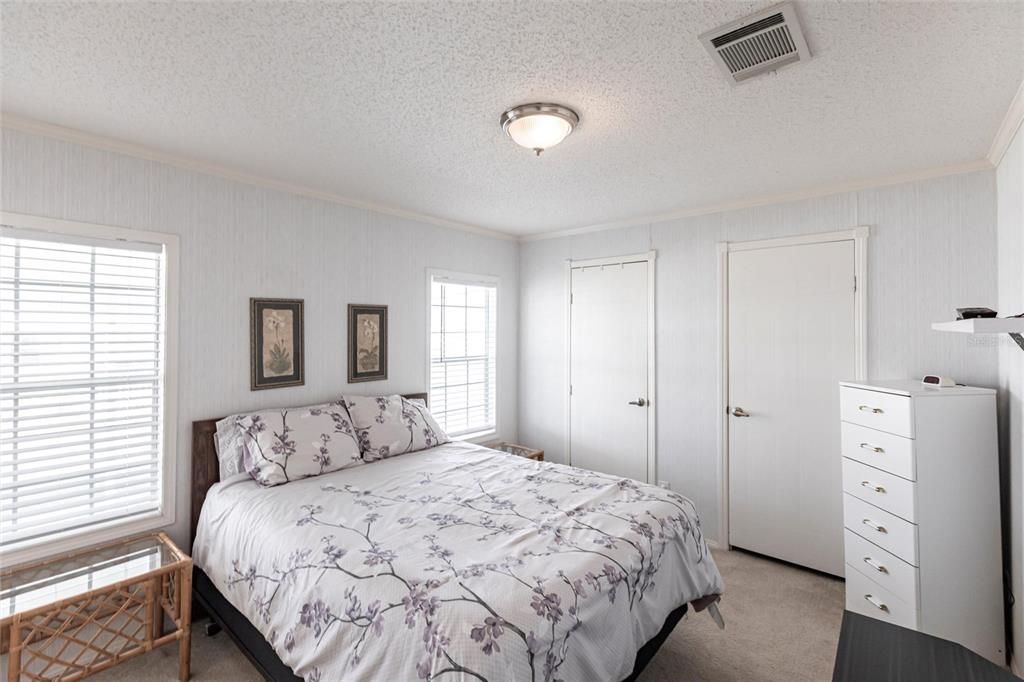 En Venta: $172,000 (2 camas, 2 baños, 920 Pies cuadrados)