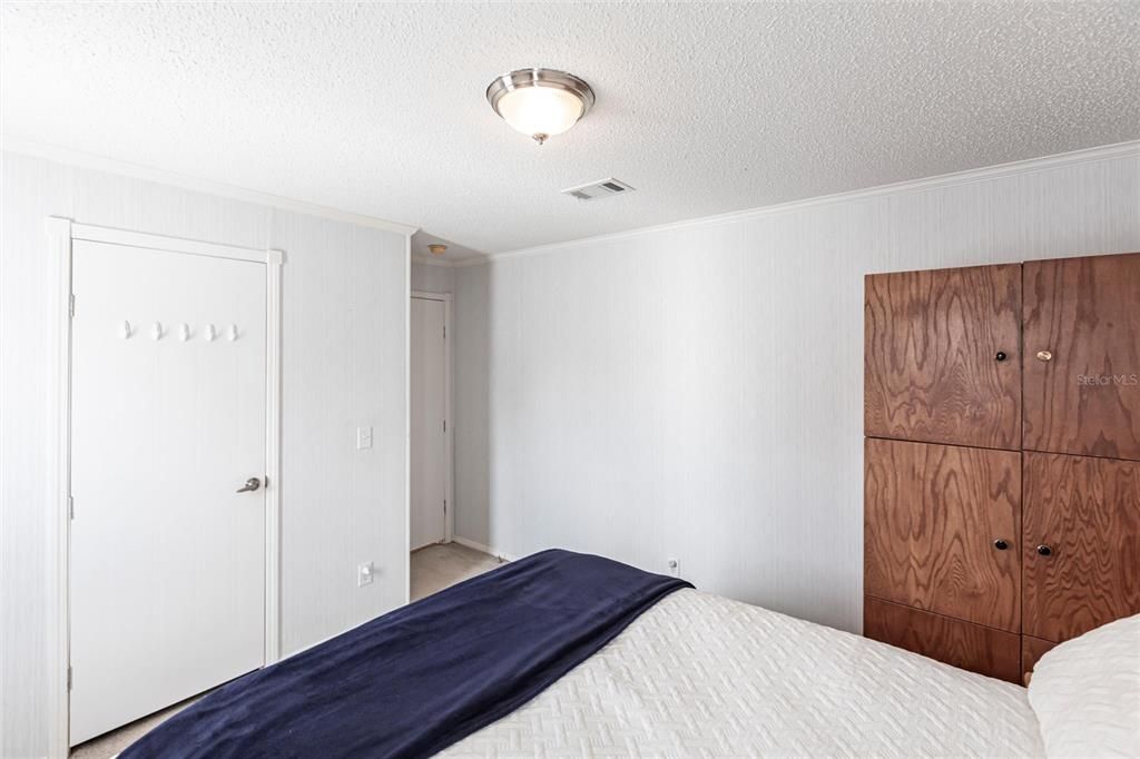 En Venta: $172,000 (2 camas, 2 baños, 920 Pies cuadrados)