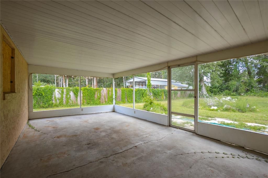 For Sale: $220,000 (3 beds, 2 baths, 1492 Square Feet)