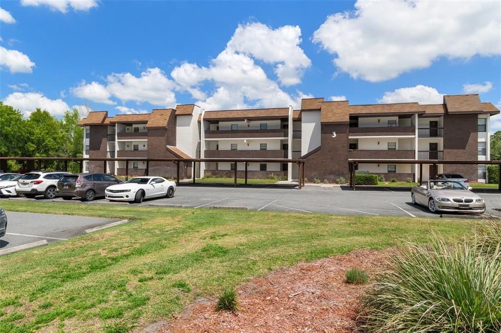 For Sale: $165,000 (2 beds, 2 baths, 1410 Square Feet)