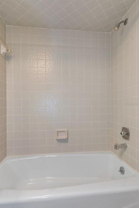 For Sale: $165,000 (2 beds, 2 baths, 1410 Square Feet)