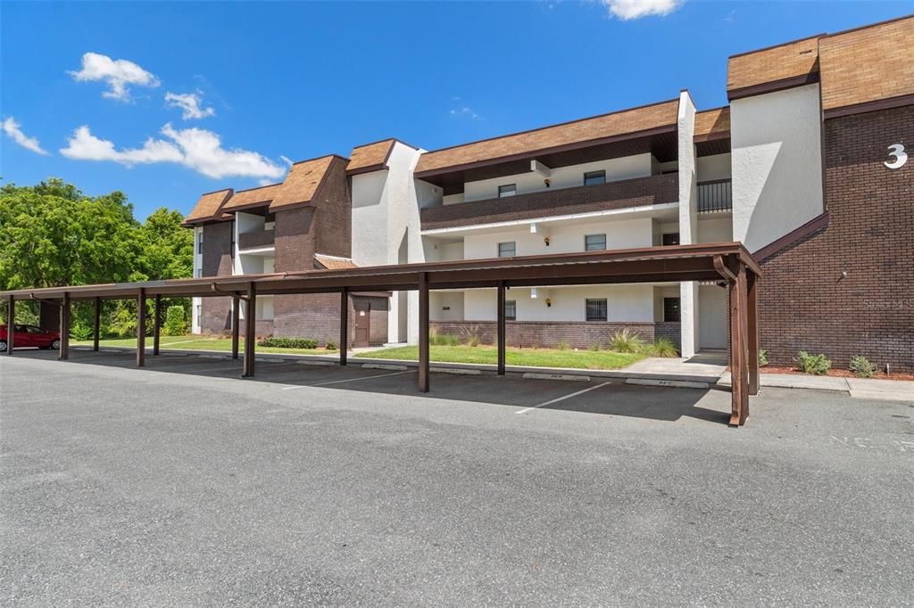 For Sale: $165,000 (2 beds, 2 baths, 1410 Square Feet)