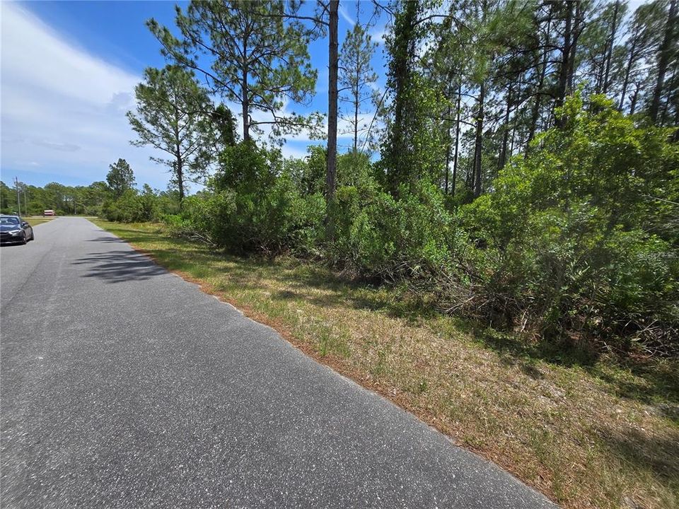 待售: $95,500 (1.00 acres)