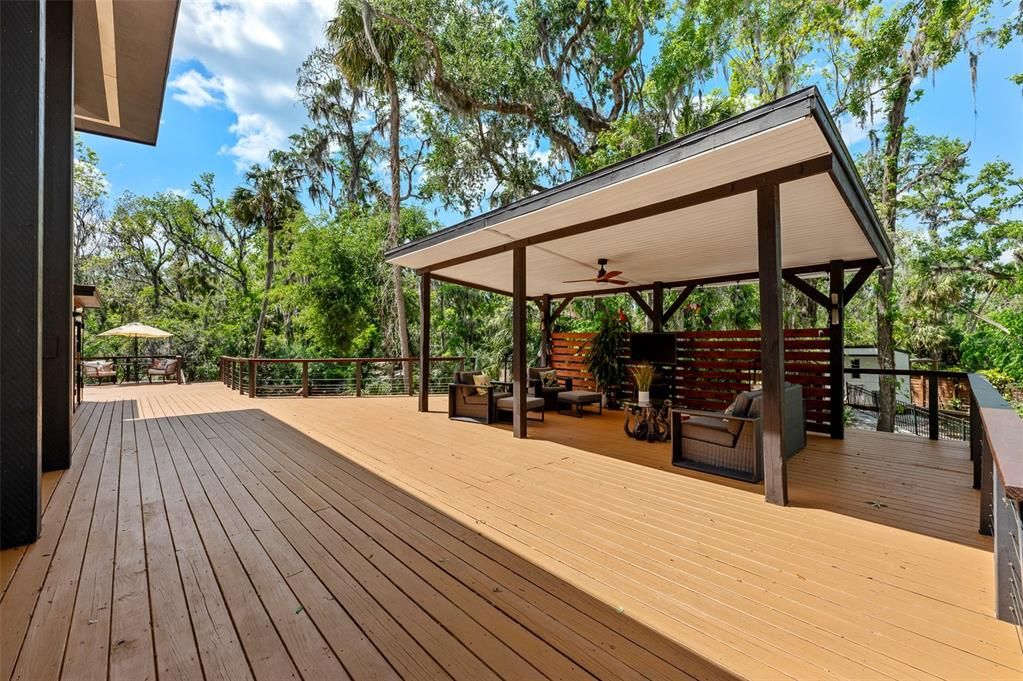 На продажу: $1,495,000 (5 спален, 3 ванн, 2083 Квадратных фут)