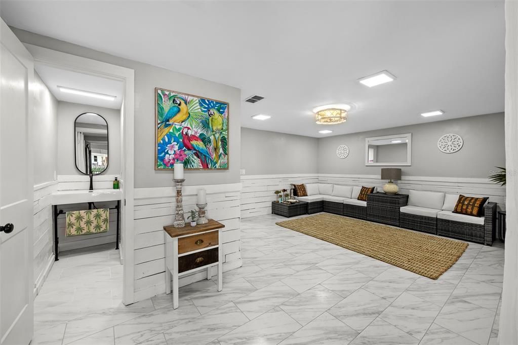 На продажу: $1,495,000 (5 спален, 3 ванн, 2083 Квадратных фут)