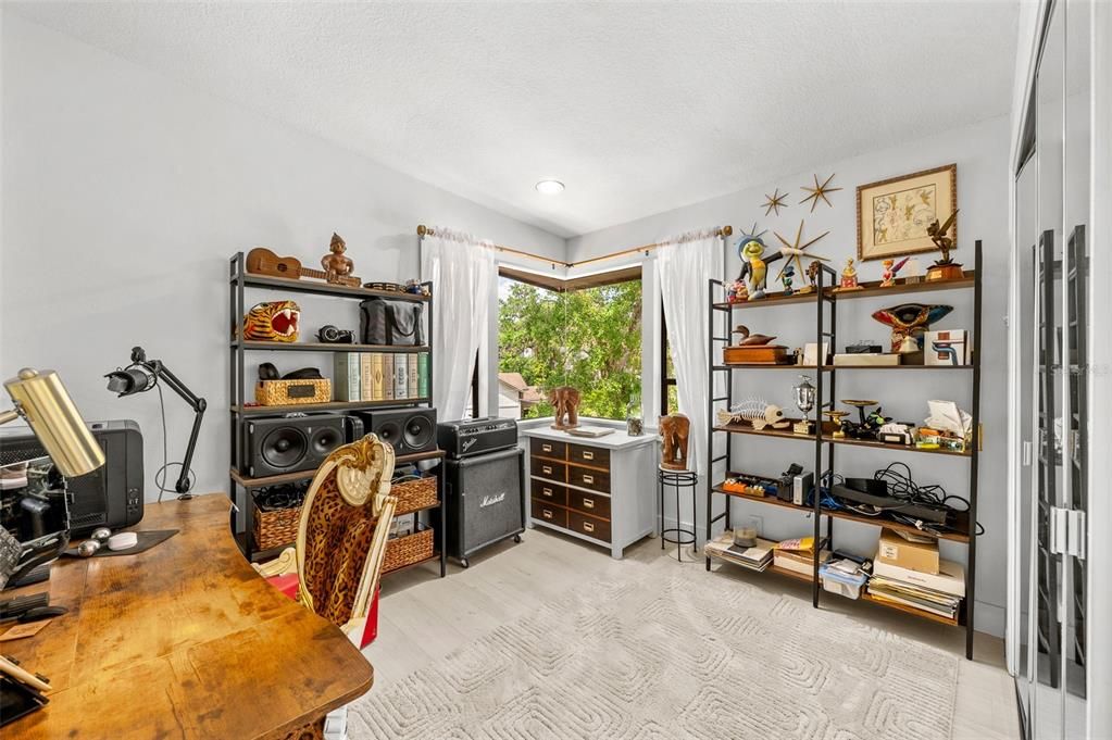 На продажу: $1,495,000 (5 спален, 3 ванн, 2083 Квадратных фут)