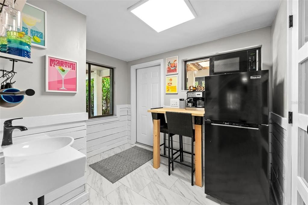 На продажу: $1,495,000 (5 спален, 3 ванн, 2083 Квадратных фут)