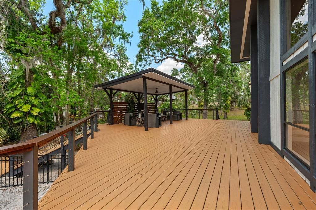 На продажу: $1,495,000 (5 спален, 3 ванн, 2083 Квадратных фут)