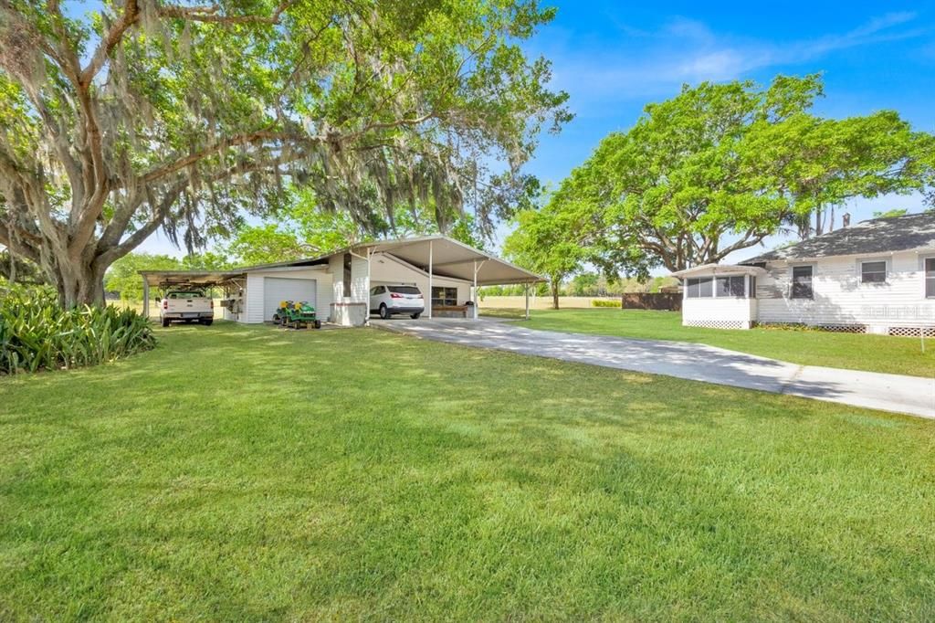 For Sale: $415,000 (3 beds, 1 baths, 1293 Square Feet)