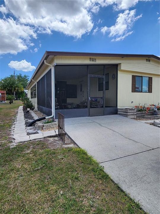 На продажу: $124,000 (2 спален, 2 ванн, 868 Квадратных фут)