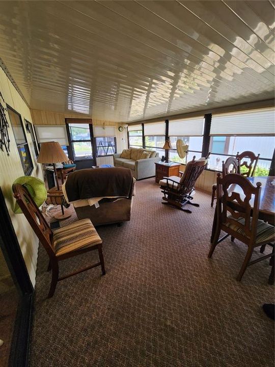 На продажу: $124,000 (2 спален, 2 ванн, 868 Квадратных фут)