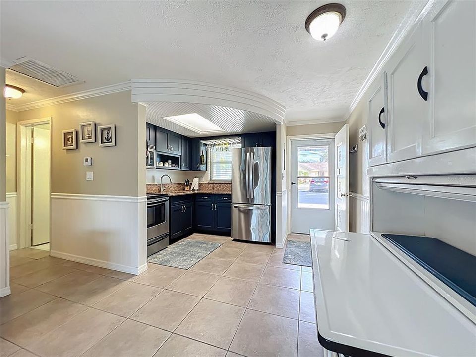 待售: $219,000 (1 贝兹, 1 浴室, 600 平方英尺)