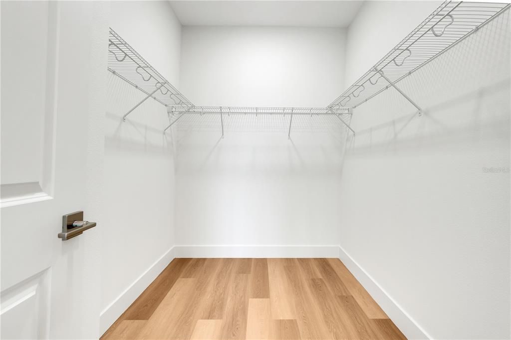 En Venta: $849,000 (4 camas, 3 baños, 2150 Pies cuadrados)